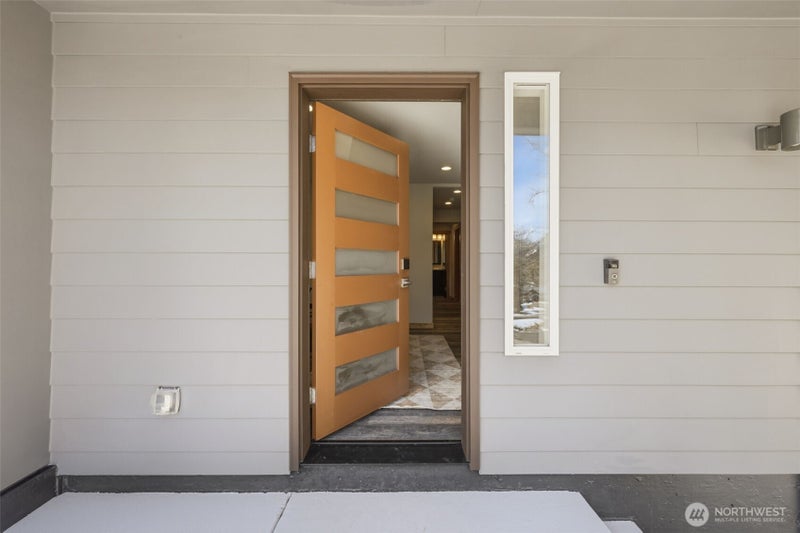 21 Arlberg Place