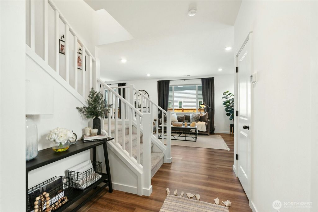 Photo of 17314 SE 254th Place, Covington, WA 98042 (MLS # 2392657)