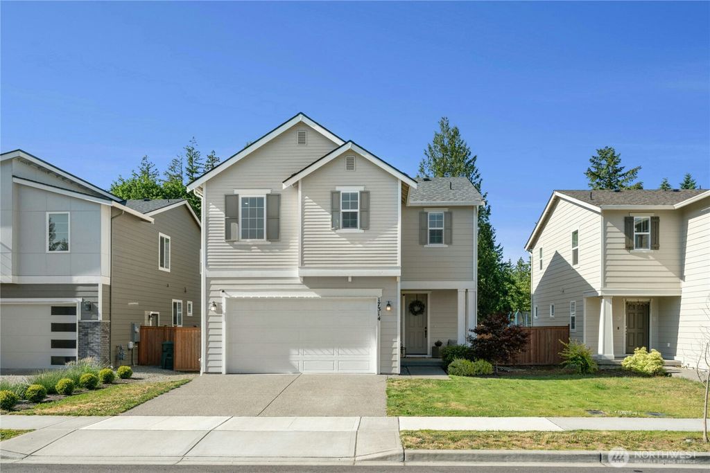 Photo of 17314 SE 254th Place, Covington, WA 98042 (MLS # 2392657)