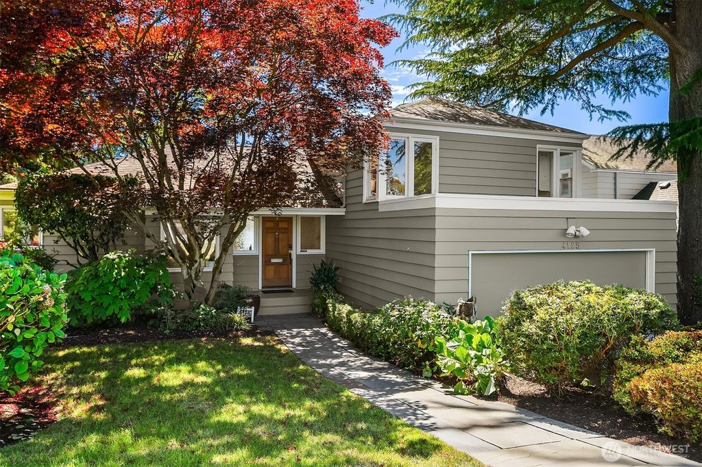 Photo of 4125 NE Surber Drive, Seattle, WA 98105 (MLS # 2385500)