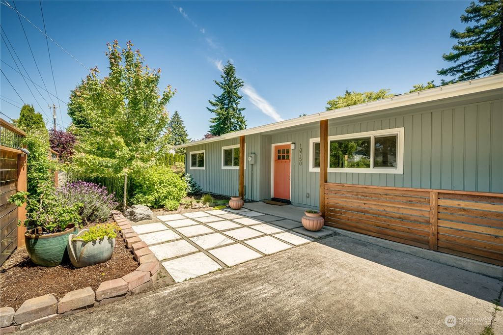 Photo of 10750 18th Avenue SW, Seattle, WA 98146 (MLS # 2243529)