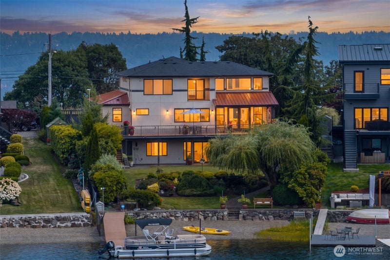 19611 Military Road S