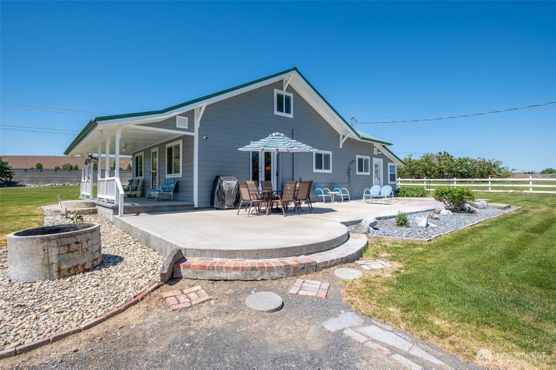 18253 B NW