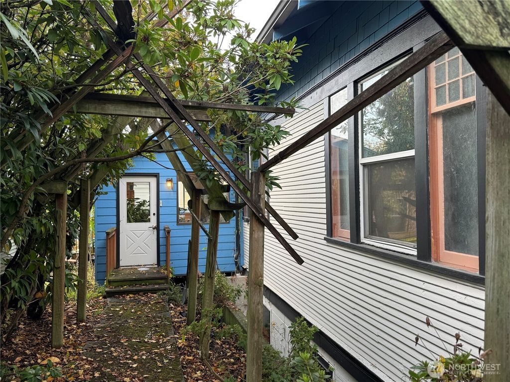 Photo of 1349 Franklin Street, Bellingham, WA 98225 (MLS # 2488405)