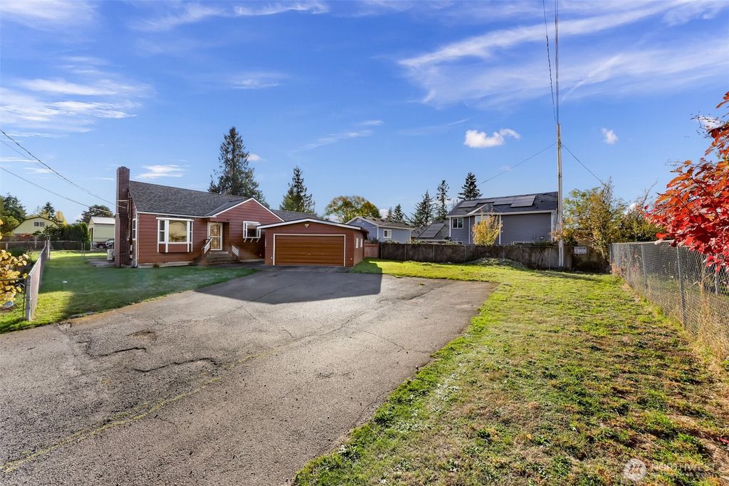 Photo of 14636 26th Lane S, SeaTac, WA 98168 (MLS # 2459324)