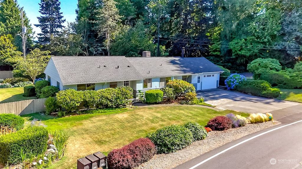 Photo of 2141 SW 170th Street, Normandy Park, WA 98166 (MLS # 2265451)