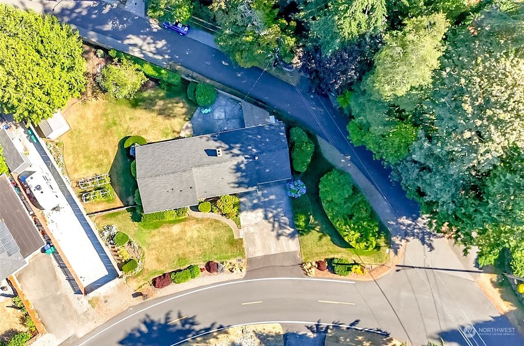Photo of 2141 SW 170th Street, Normandy Park, WA 98166 (MLS # 2265451)