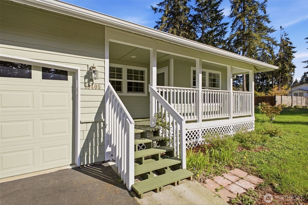 Photo of 13405 105th Avenue NW, Gig Harbor, WA 98329 (MLS # 2506496)