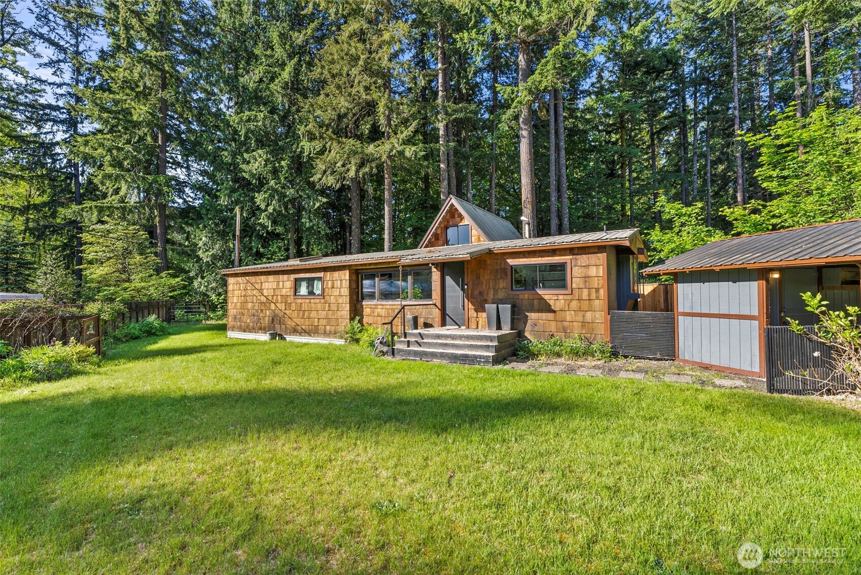 109 Mt Rainier Drive