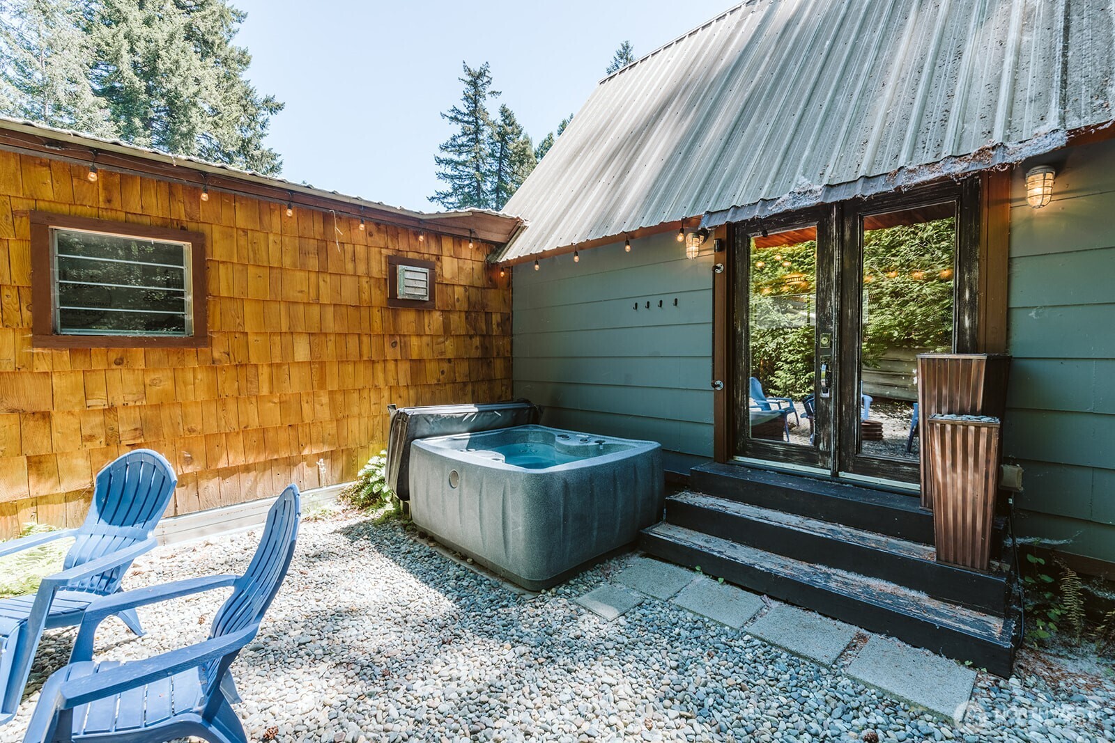 109 Mt Rainier Drive
