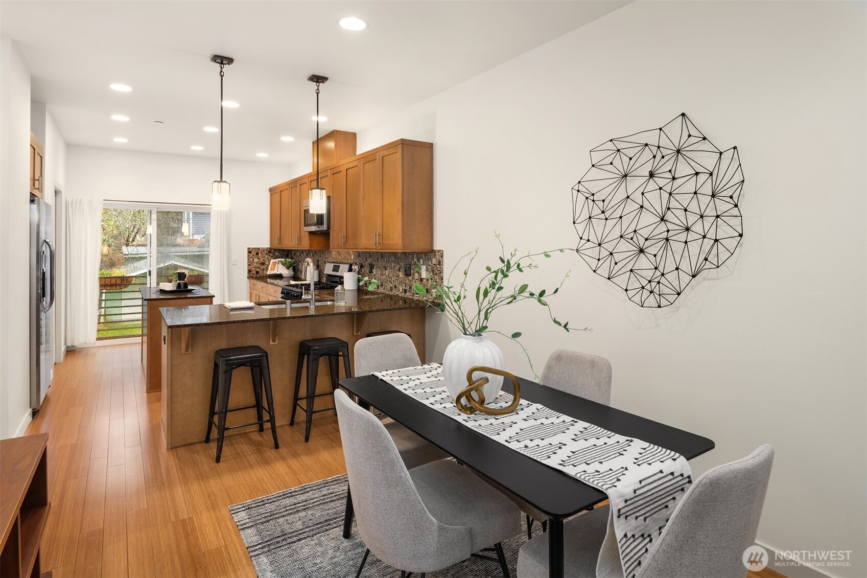 1139 Bradner Place S