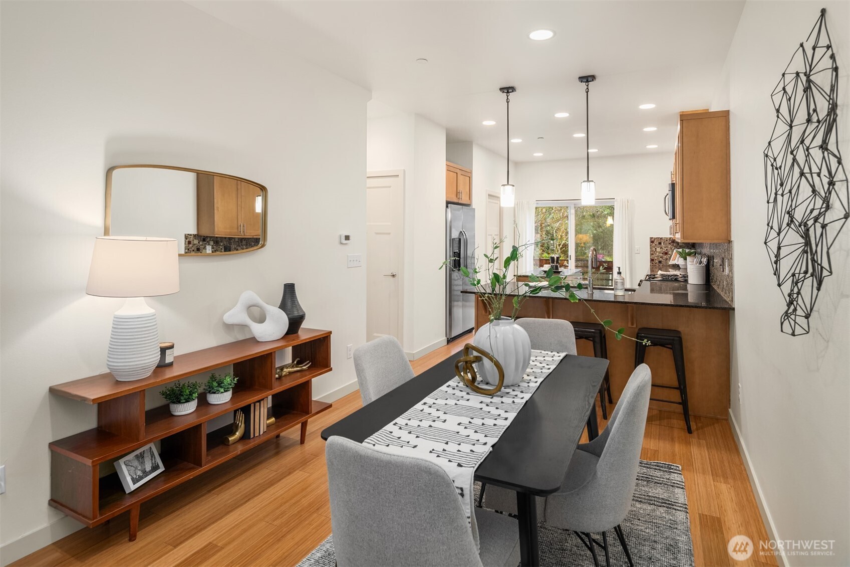 1139 Bradner Place S