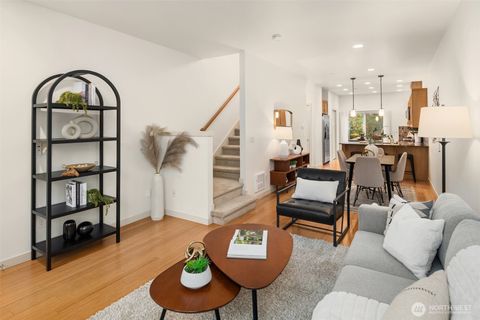 Photo of 1139 Bradner Place S, Seattle, WA 98144 (MLS # 2497036)