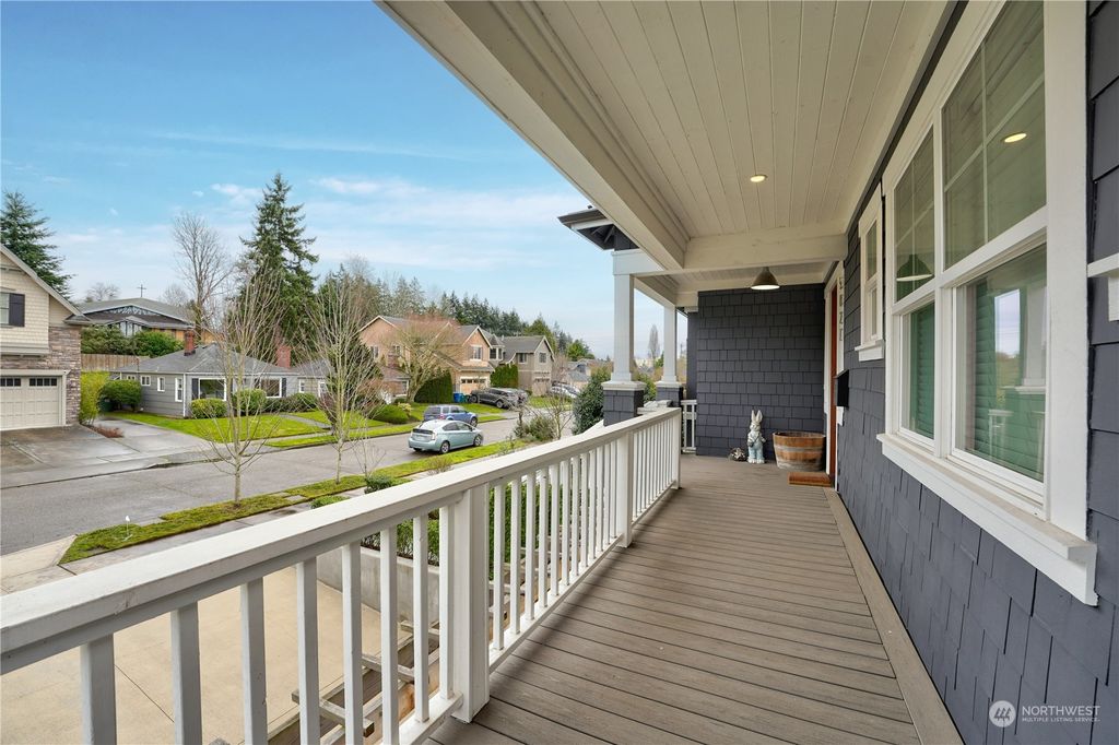 Photo of 5027 48th Avenue NE, Seattle, WA 98105 (MLS # 2194870)