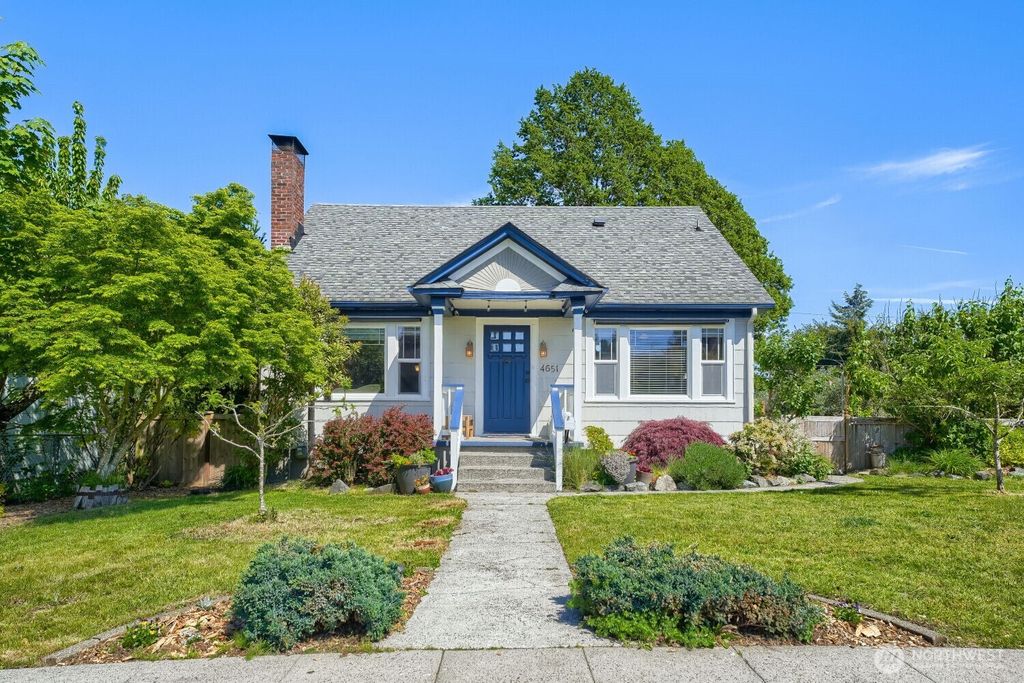 Photo of 4651 N Visscher Street, Tacoma, WA 98407 (MLS # 2523116)