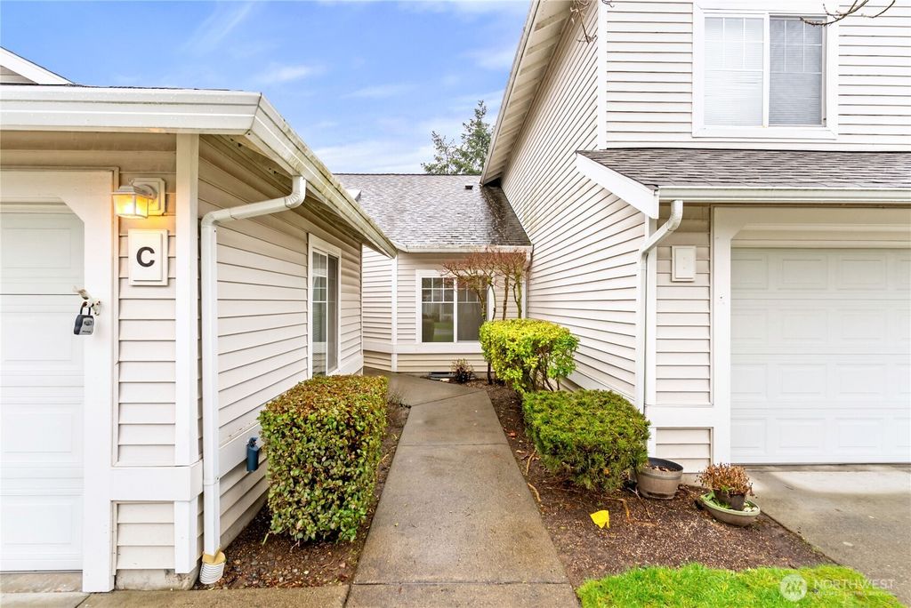 Photo of 6008 Nathan Way SE #C, Auburn, WA 98092 (MLS # 2494577)