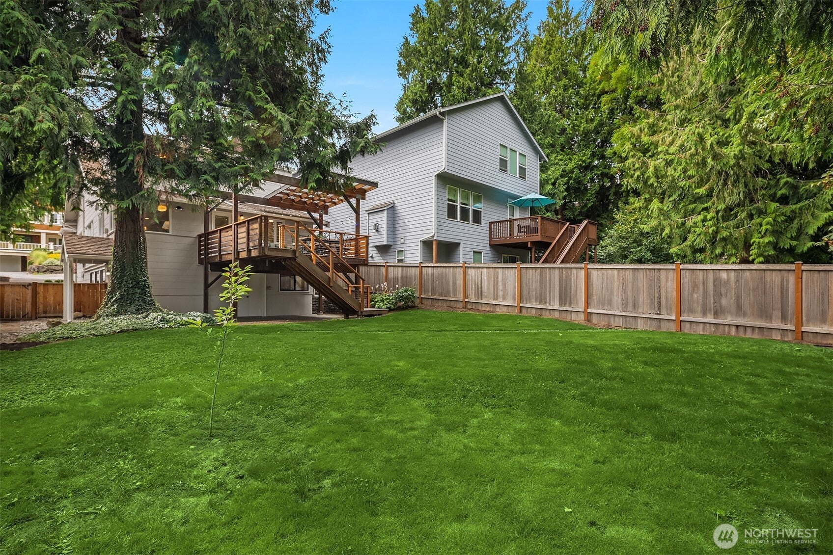 2534 NE 94th Street
