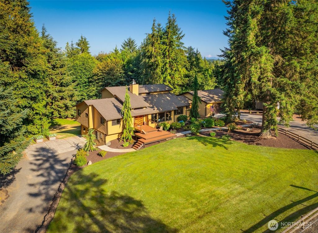 Photo of 18121 102nd Drive SE, Snohomish, WA 98296 (MLS # 2409960)