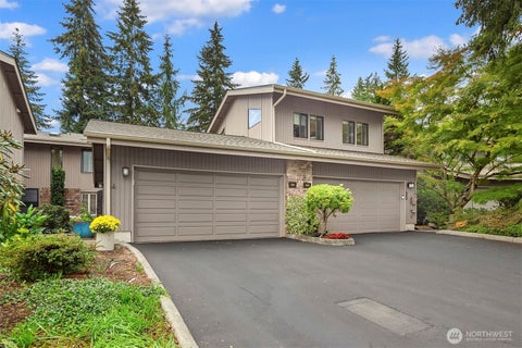 Photo of 151 141st Place NE #110L, Bellevue, WA 98007 (MLS # 2579034)