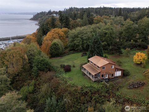 Photo of 26 E Port Garden Dr Dr, Everett, WA 98206 (MLS # 2447808)