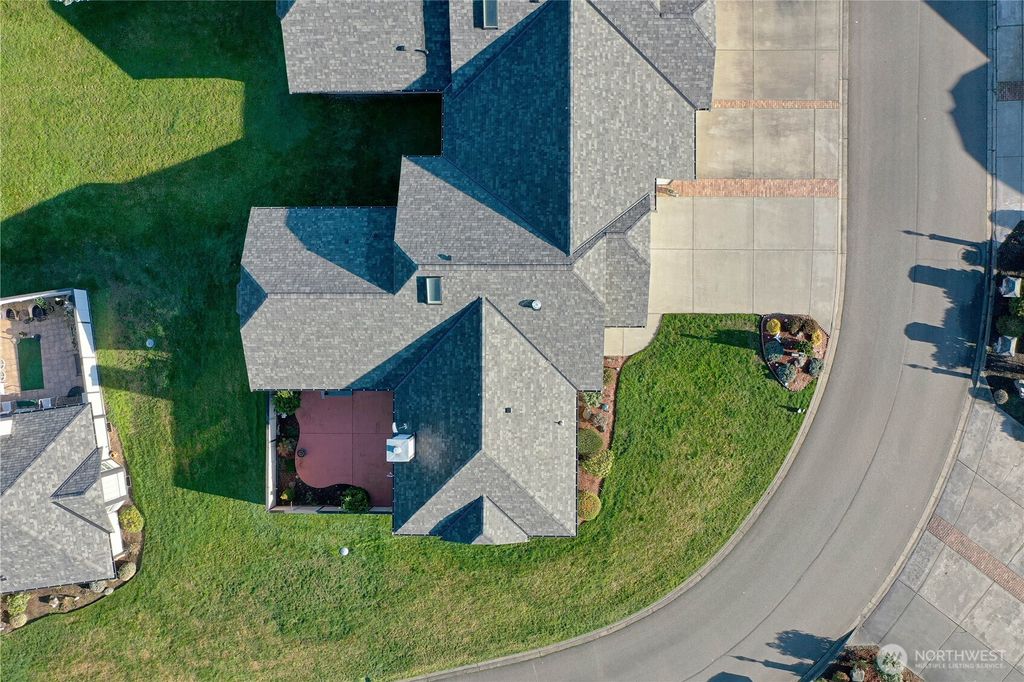 Photo of 924 N Woosley Court, Sequim, WA 98382 (MLS # 2469261)