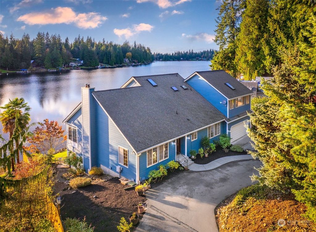 Photo of 5910 Wonderland Road, Snohomish, WA 98290 (MLS # 2306189)