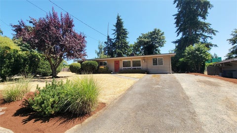 Photo of 12051 SE 42nd Street, Bellevue, WA 98006 (MLS # 2595507)