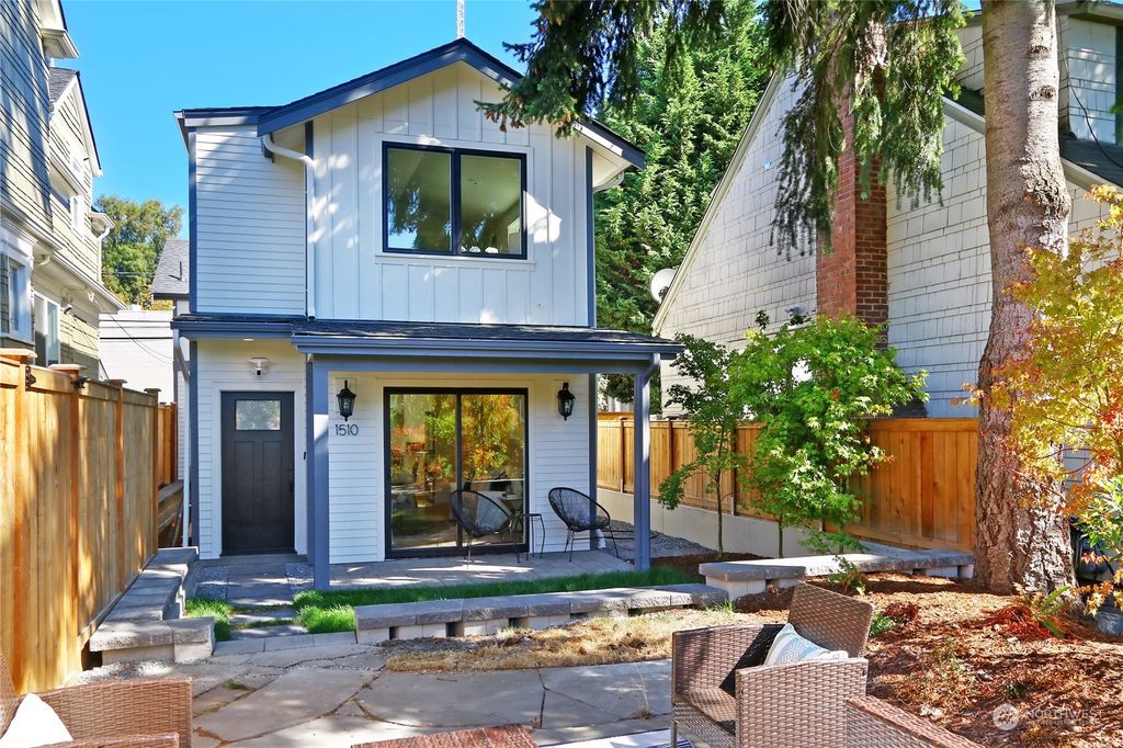 Photo of 1510 1st Avenue W #2, Seattle, WA 98119 (MLS # 2015316)