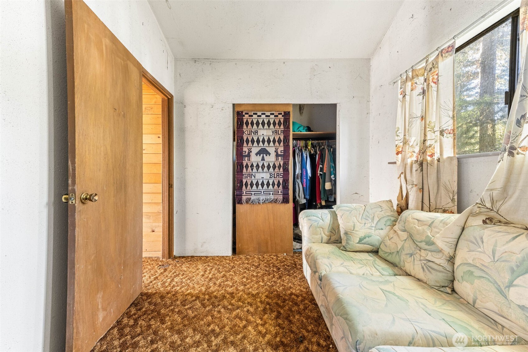 1310 NE Collins Lake Drive