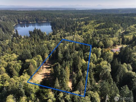 Photo of 4935 Helppie Lane, Freeland, WA 98249 (MLS # 2522440)