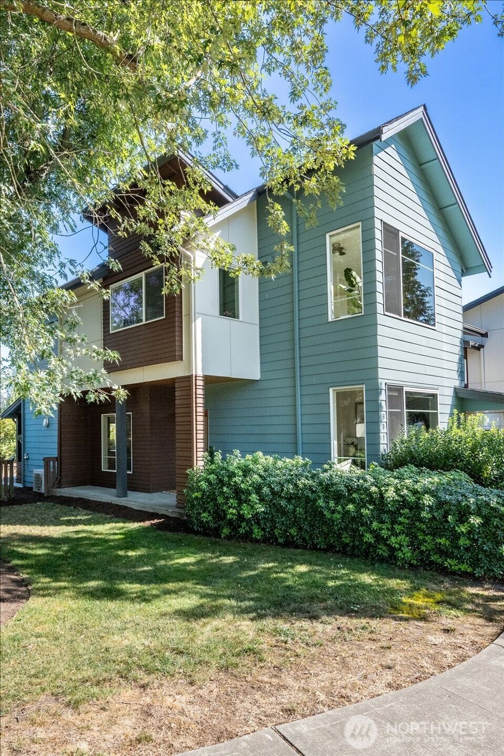 Photo of 3016 S Adams Street, Seattle, WA 98108 (MLS # 2435468)