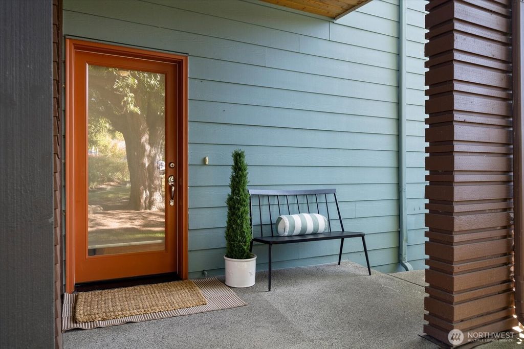 Photo of 3016 S Adams Street, Seattle, WA 98108 (MLS # 2435468)