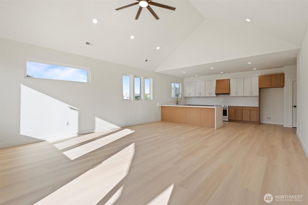 Photo of 315 Buttercup Street, Soap Lake, WA 98851 (MLS # 2507999)