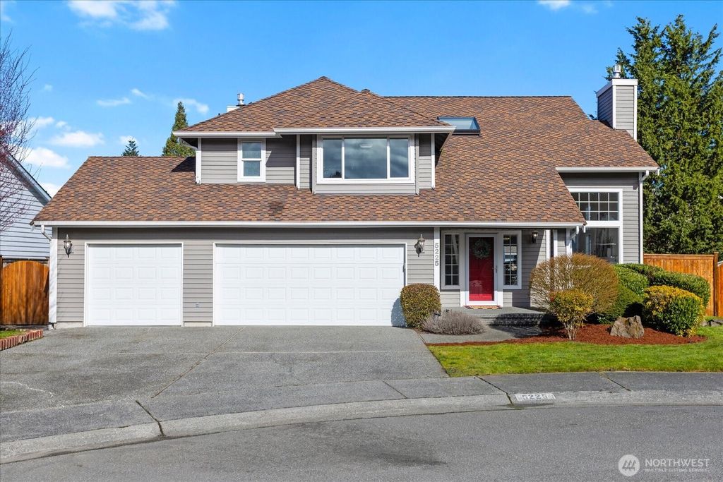 Photo of 5225 108th Street SW, Mukilteo, WA 98275 (MLS # 2484457)