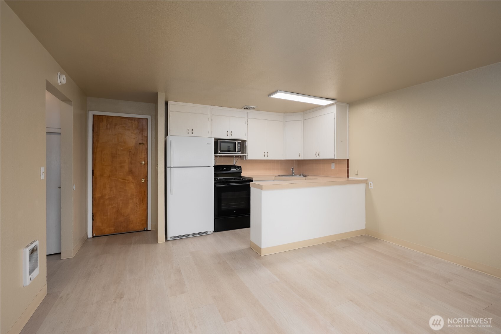 7902 27th Street W