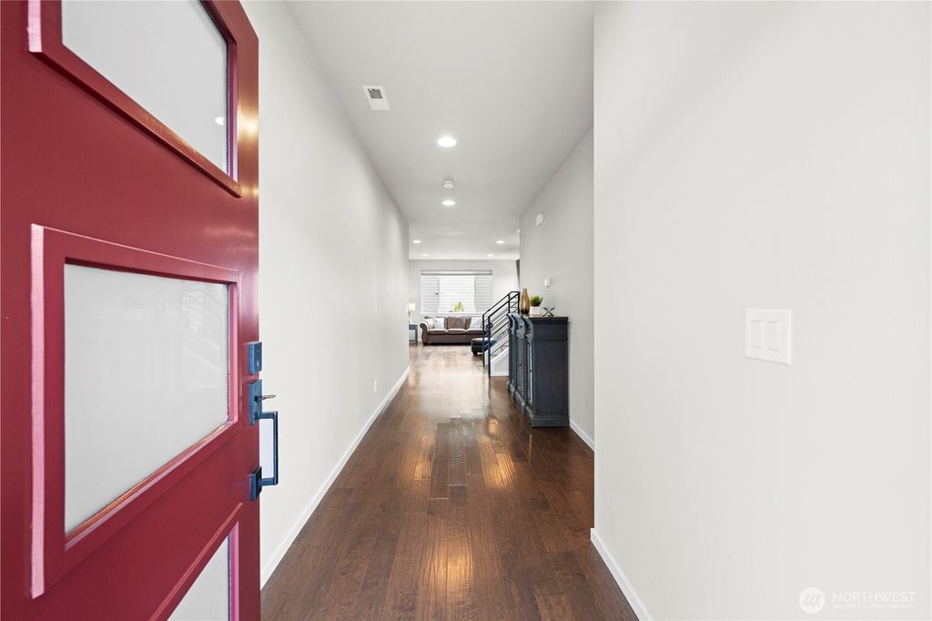 Photo of 7513 11th Place SE, Lake Stevens, WA 98258 (MLS # 2514505)