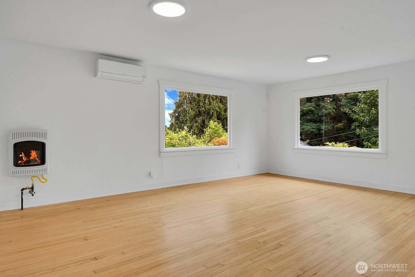 3810 NE 155th Street