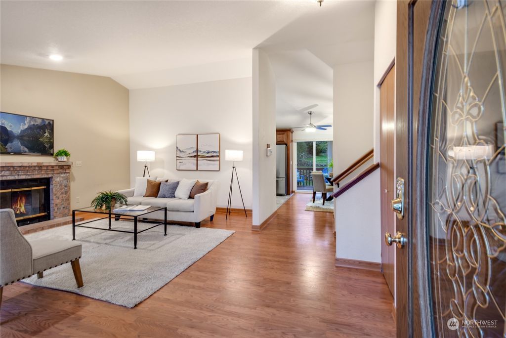 Photo of 9105 46th Place W, Mukilteo, WA 98275 (MLS # 2198574)