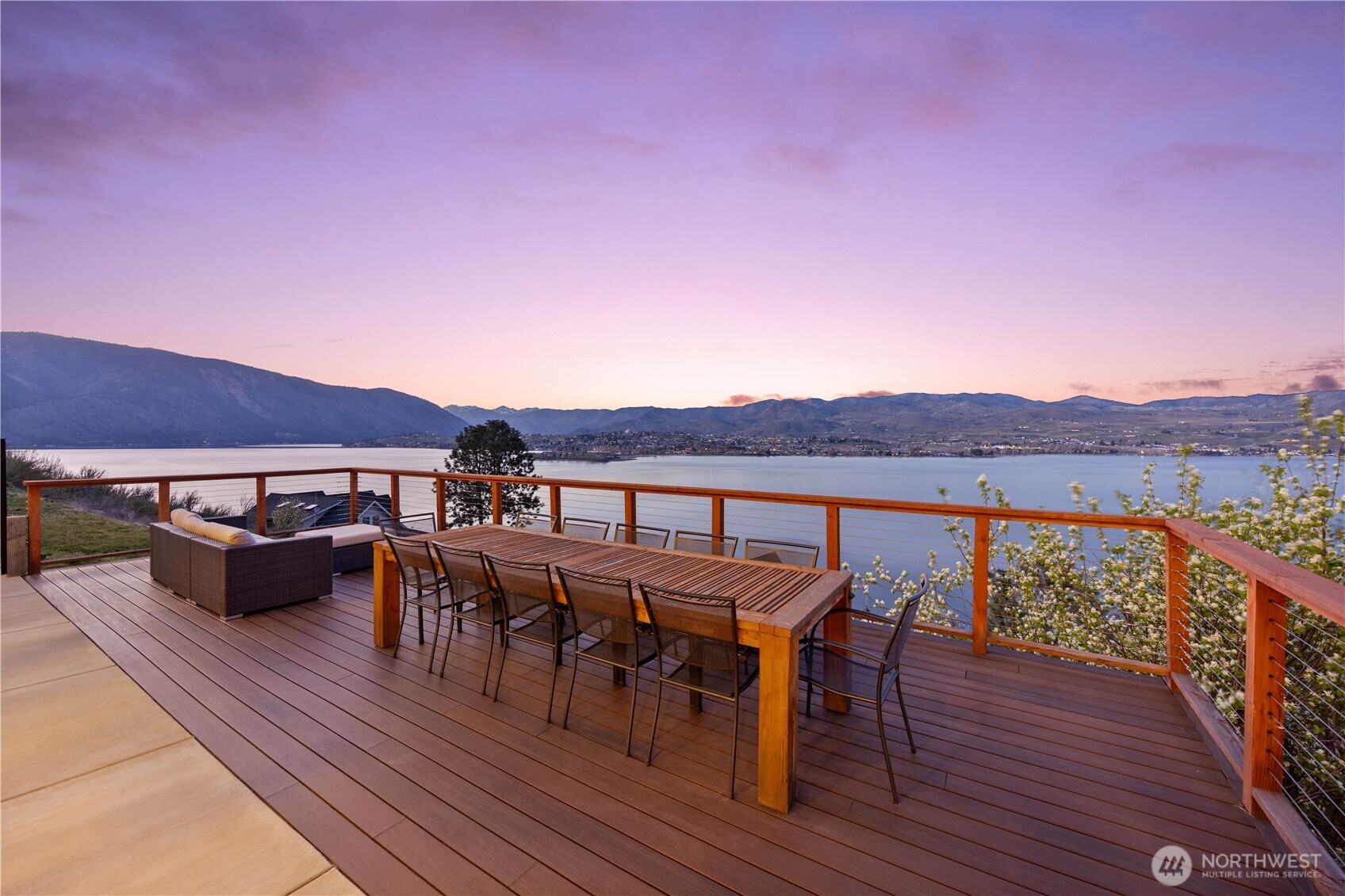 Chelan, Washington, 98816, United States, 3 Bedrooms Bedrooms, ,3 BathroomsBathrooms,Residential,Active,2034676
