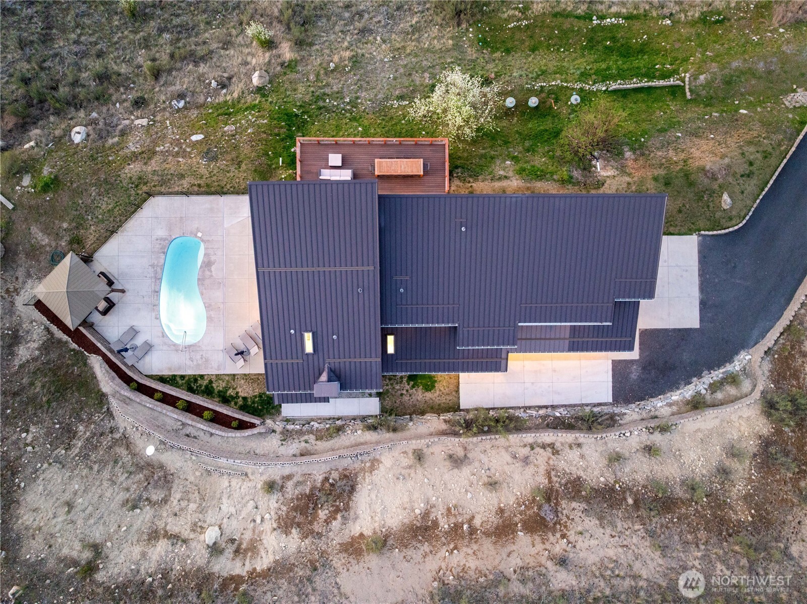 Chelan, Washington, 98816, United States, 3 Bedrooms Bedrooms, ,3 BathroomsBathrooms,Residential,Active,2034676