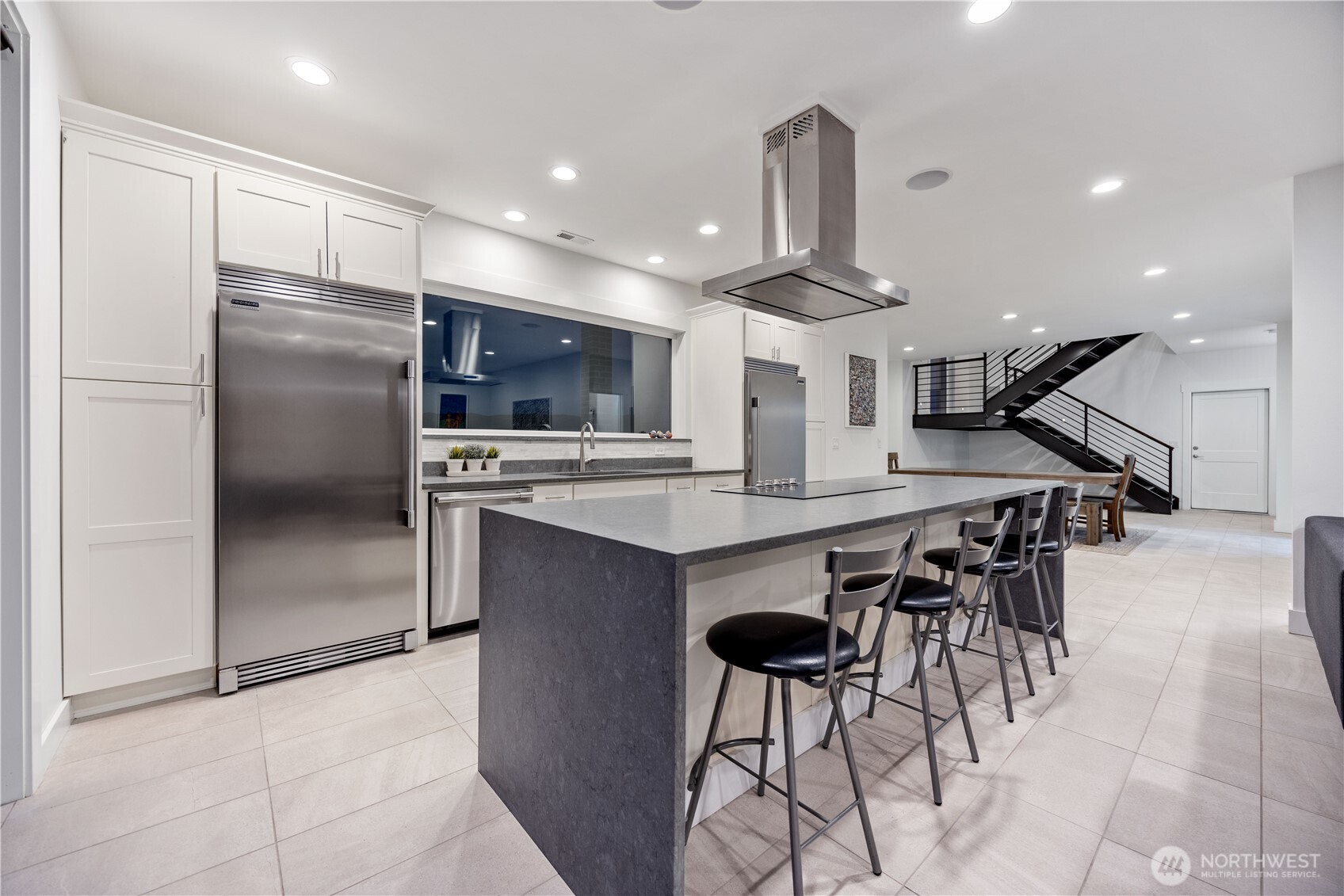 Chelan, Washington, 98816, United States, 3 Bedrooms Bedrooms, ,3 BathroomsBathrooms,Residential,Active,2034676
