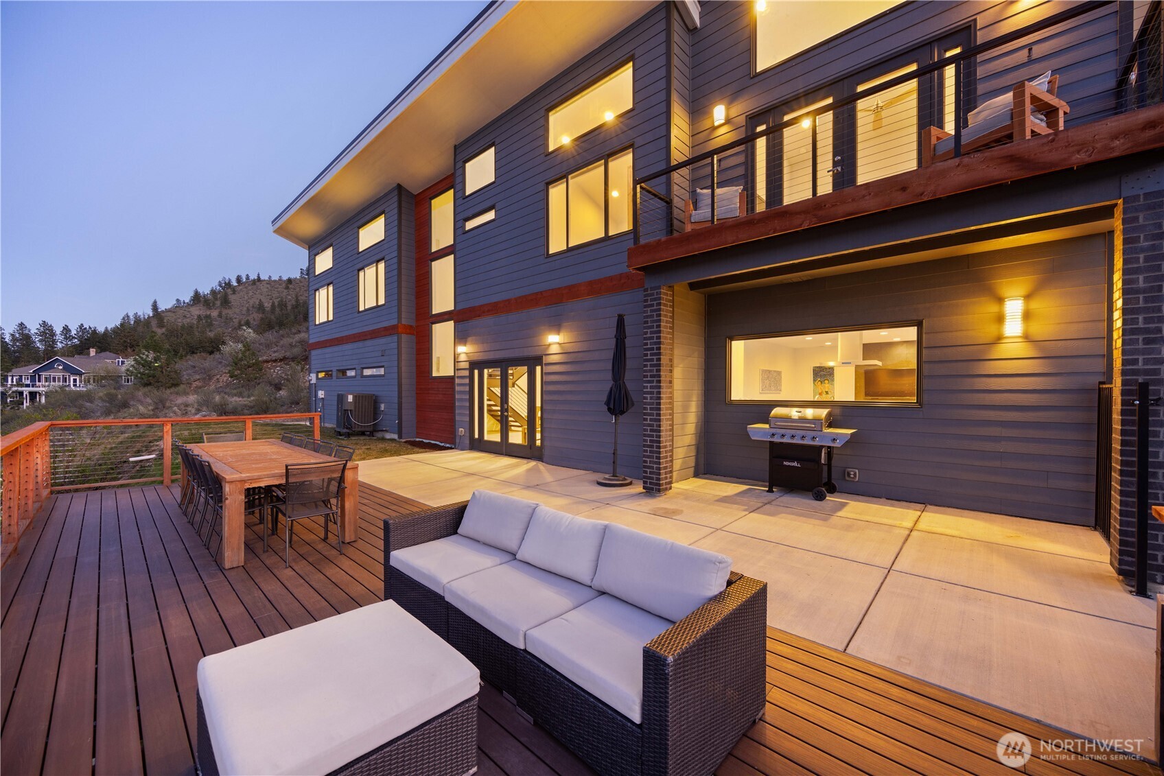 Chelan, Washington, 98816, United States, 3 Bedrooms Bedrooms, ,3 BathroomsBathrooms,Residential,Active,2034676
