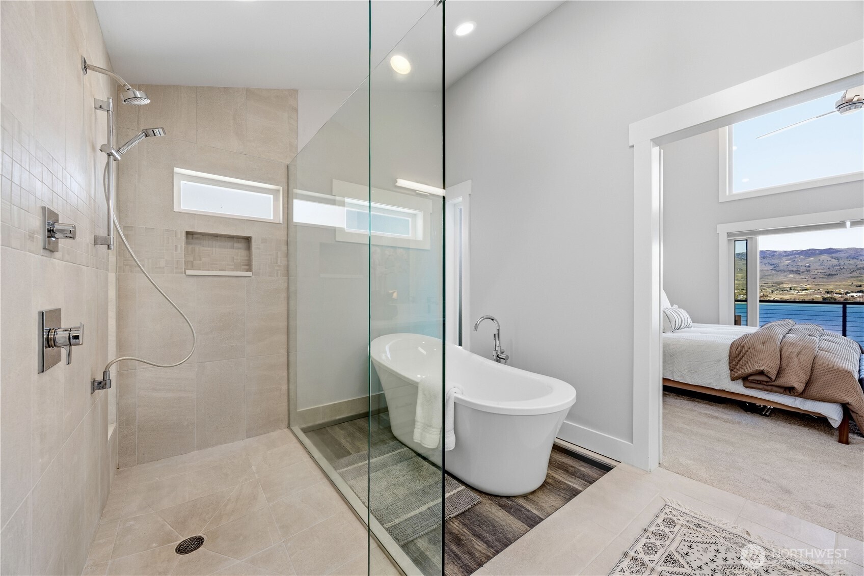 Chelan, Washington, 98816, United States, 3 Bedrooms Bedrooms, ,3 BathroomsBathrooms,Residential,Active,2034676