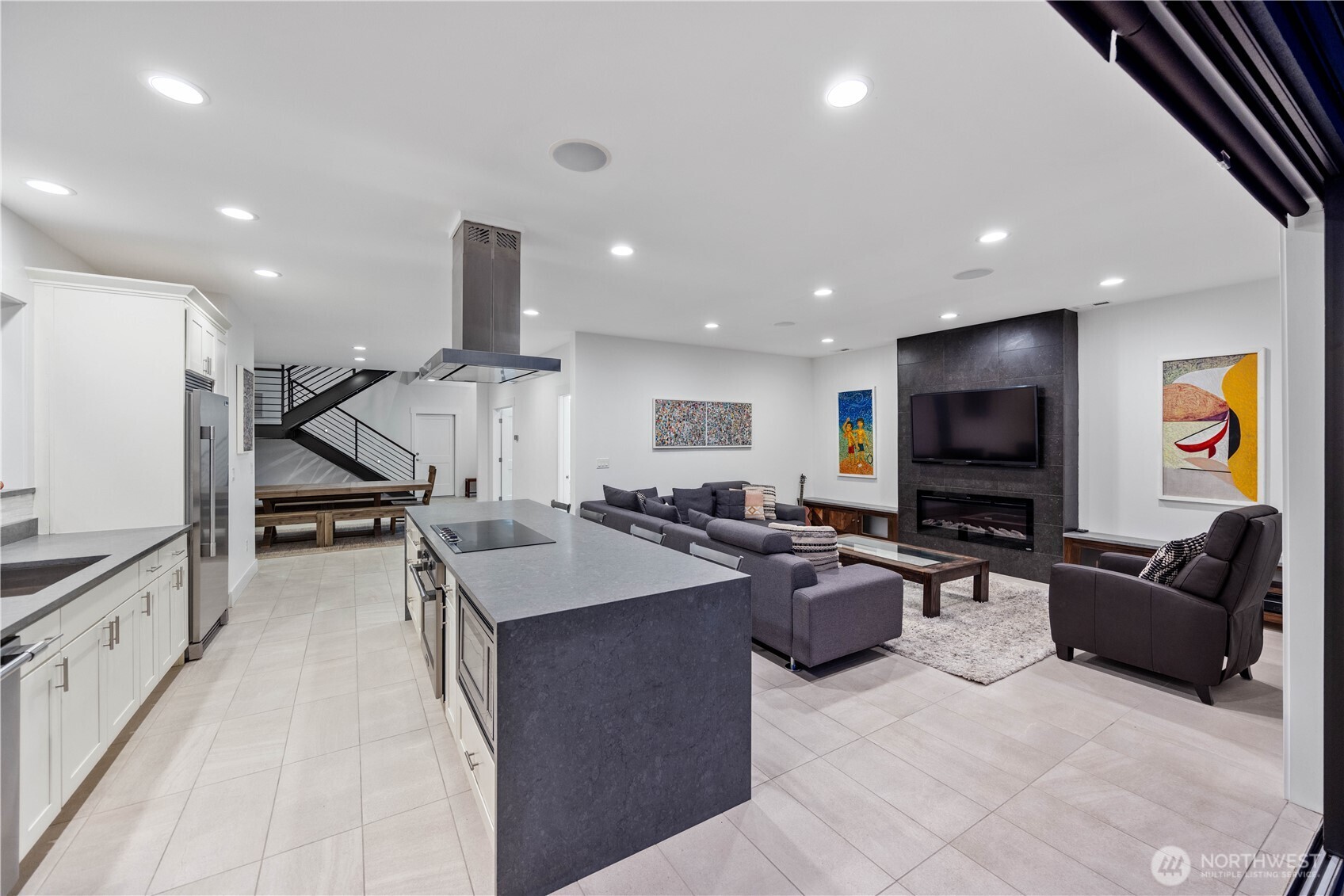 Chelan, Washington, 98816, United States, 3 Bedrooms Bedrooms, ,3 BathroomsBathrooms,Residential,Active,2034676