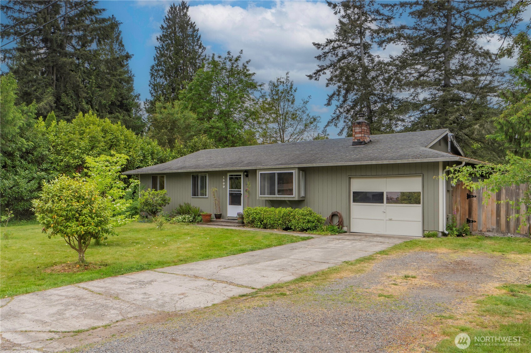 1509 Dogwood Street SE