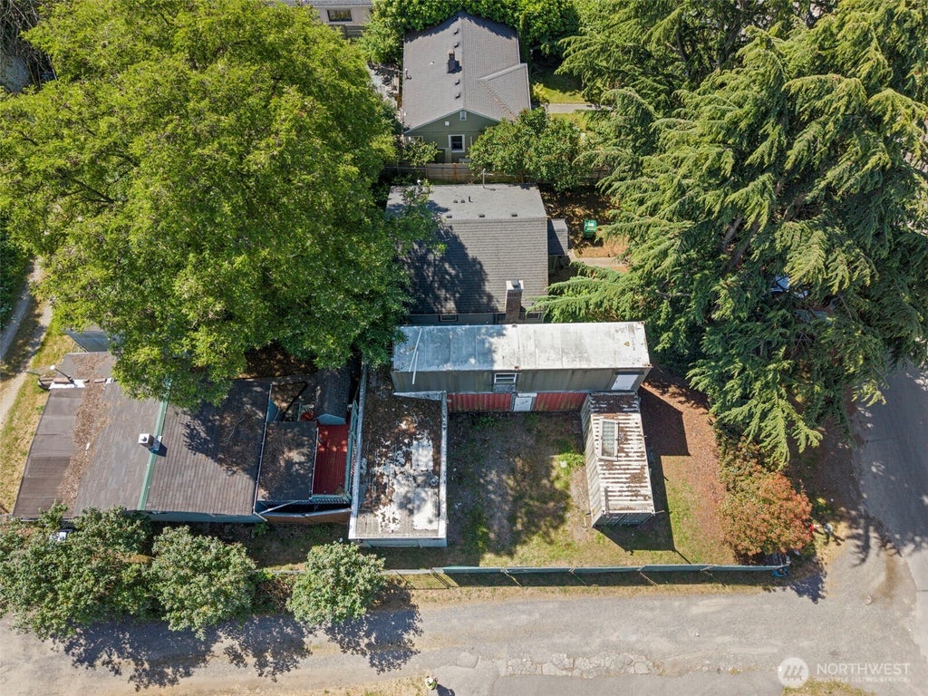 Photo of 10346 Midvale Avenue N, Seattle, WA 98133 (MLS # 2533855)