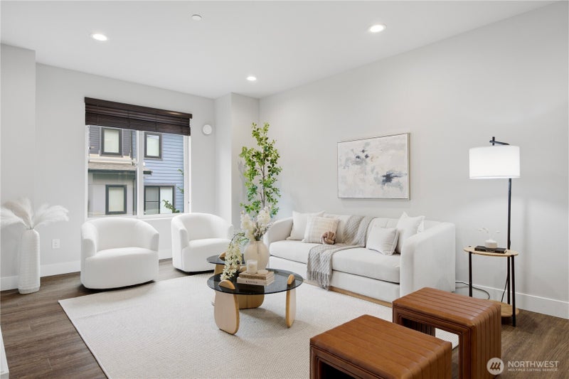 522 Glacier Walk SE