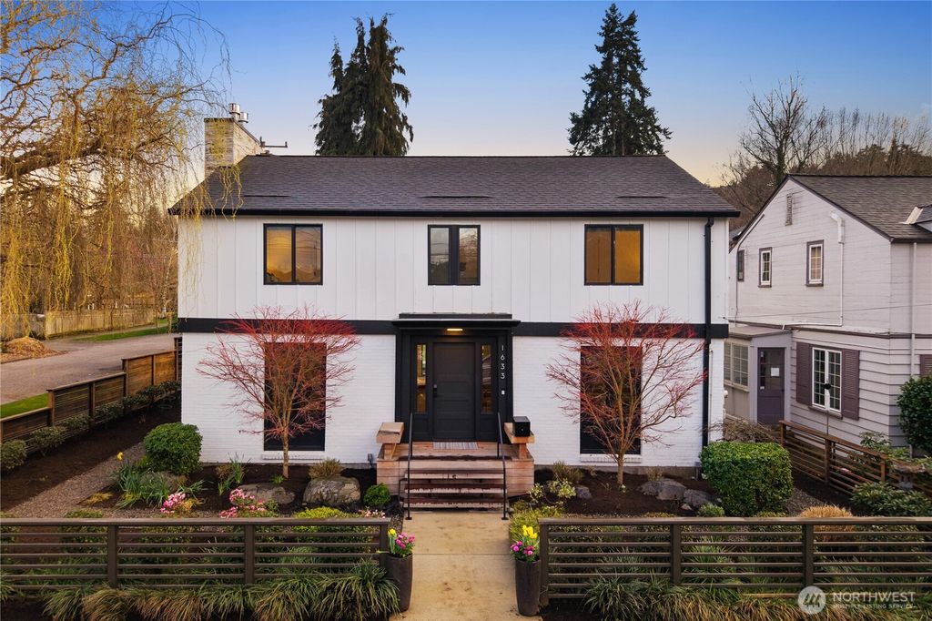Photo of 1633 E Calhoun Street, Seattle, WA 98112 (MLS # 2483730)