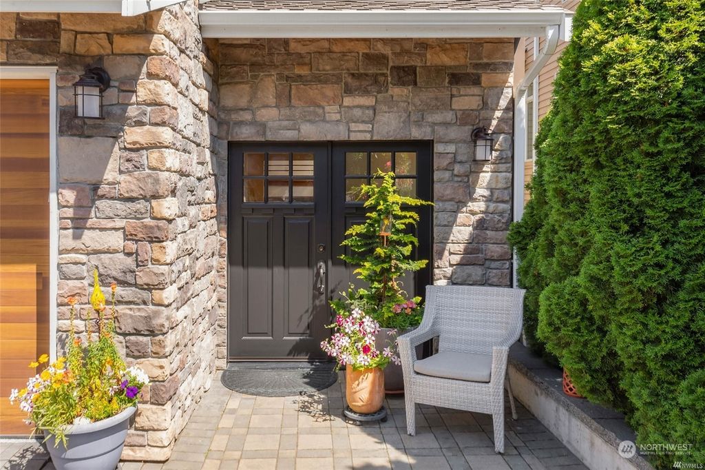 Photo of 1116 33rd Avenue S, Seattle, WA 98144 (MLS # 2200522)