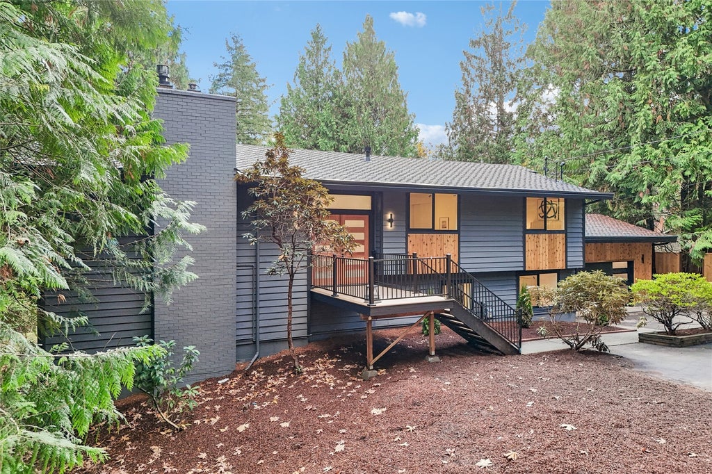 Photo of 5420 233rd Place SE, Bothell, WA 98021 (MLS # 2599068)